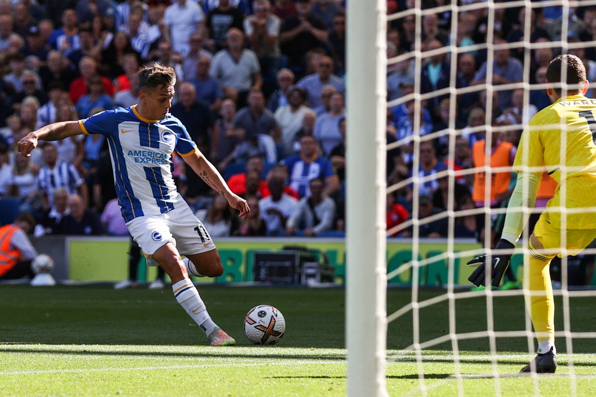 premierleague's tweet image. Leandro Trossard has scored six goals in his last 12 #PL appearances; twice as many goals as he had scored in his previous 24 matches in the competition 🎯

#BHALEI | @OfficialBHAFC