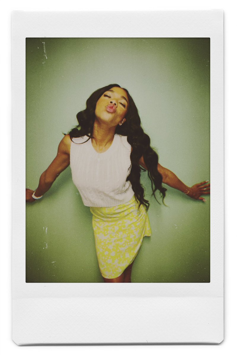 ThatGOODRahman's tweet photo. BTS photos from @hulu's #CrushMovie 💛💗💛 https://t.co/mT8huyT5W2