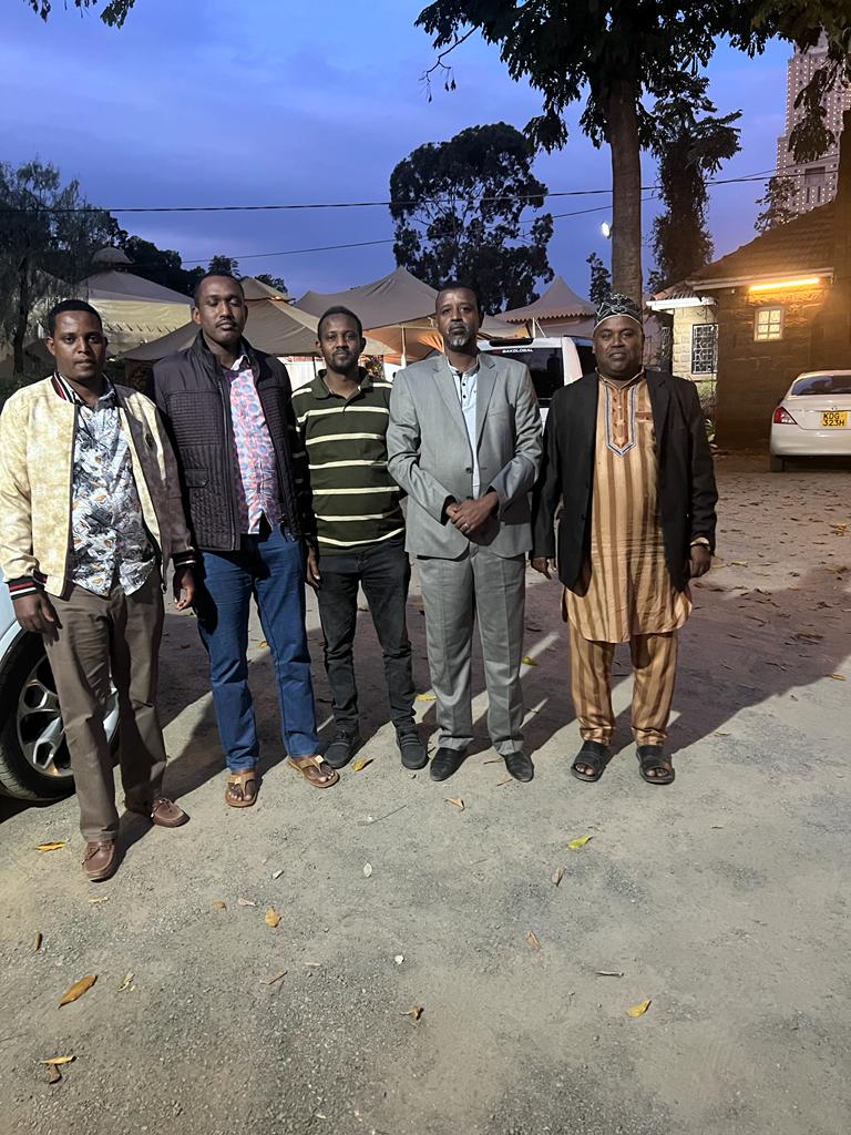 After a lengthy conversation between brothers from Karayu nation of South and North Africa they amicably buried  their differences and come together as one blood to settle on General Mohamed Rob Qoto a.k.a MRQ. 
This is brotherhood. Karayu is one <a href="/Mrobkoto/">Mohamed Roba(MRQ), OGW, CSMP(R), M.ISMI</a> <a href="/msaladus/">Salad Malicha</a> galatoma.