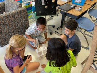 Rolling Valley Rockin 4th Grade tweet media