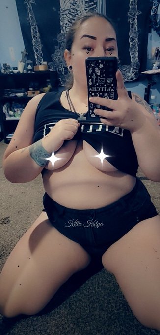KittieKatya's pics and videos - Fb1lp9qaUAYI7zE jpg:small