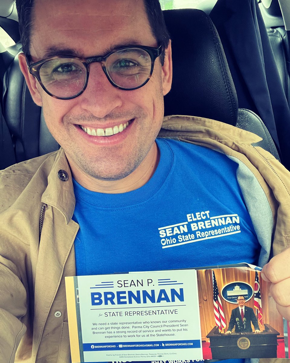 ForhanForOhio's tweet photo. A little rain won’t get us down! Elect Sean Brennan @BrennanforOhio in House District 14! Come and canvass in Parma! #GoodCanvassing https://t.co/BQtP66y2O5