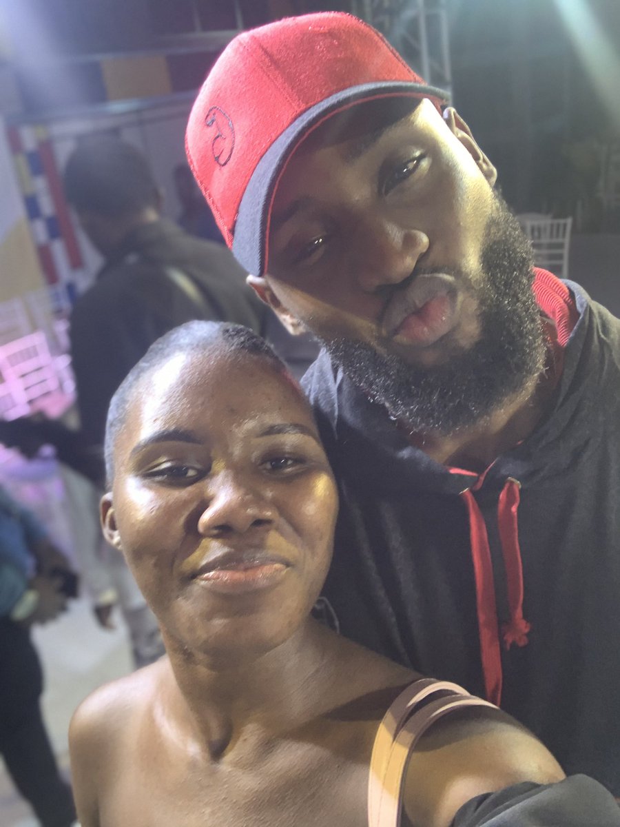 animadamoah's tweet photo. It’s a week already 💃🏻💃🏻 I met my favorite boy Last Sunday 😍😍 @theemmanuelumoh 

Always making me proud and loving him more ❤️❤️ 

#EmmanuelUmoh is soo fine 🥵😍and lovely 👍👍 will stann you over and over again 🙌🙌 
#Bodylab
#Boldmeseries https://t.co/ttnEvT14Bo