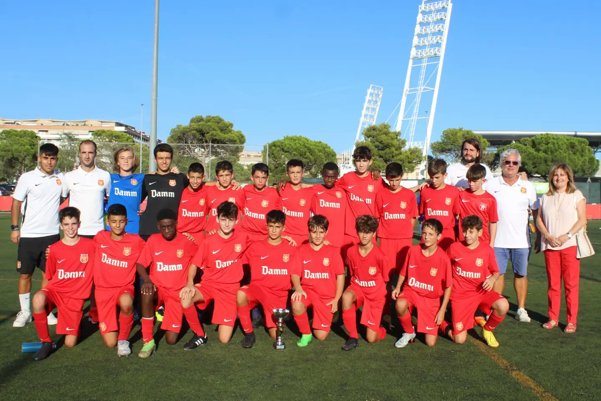 CNTfutbol's tweet photo. Classificació final de la categoria infantil:
1r Infantil A
2n CF Damm
CD Sant Gabriel

#123natació 
#cntfutbol https://t.co/Au75vlw1io