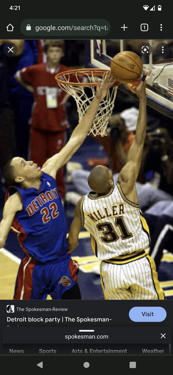 rpyailey's tweet photo. @BleacherReport Reggie should've dunked it.... https://t.co/UPKfVTfaES