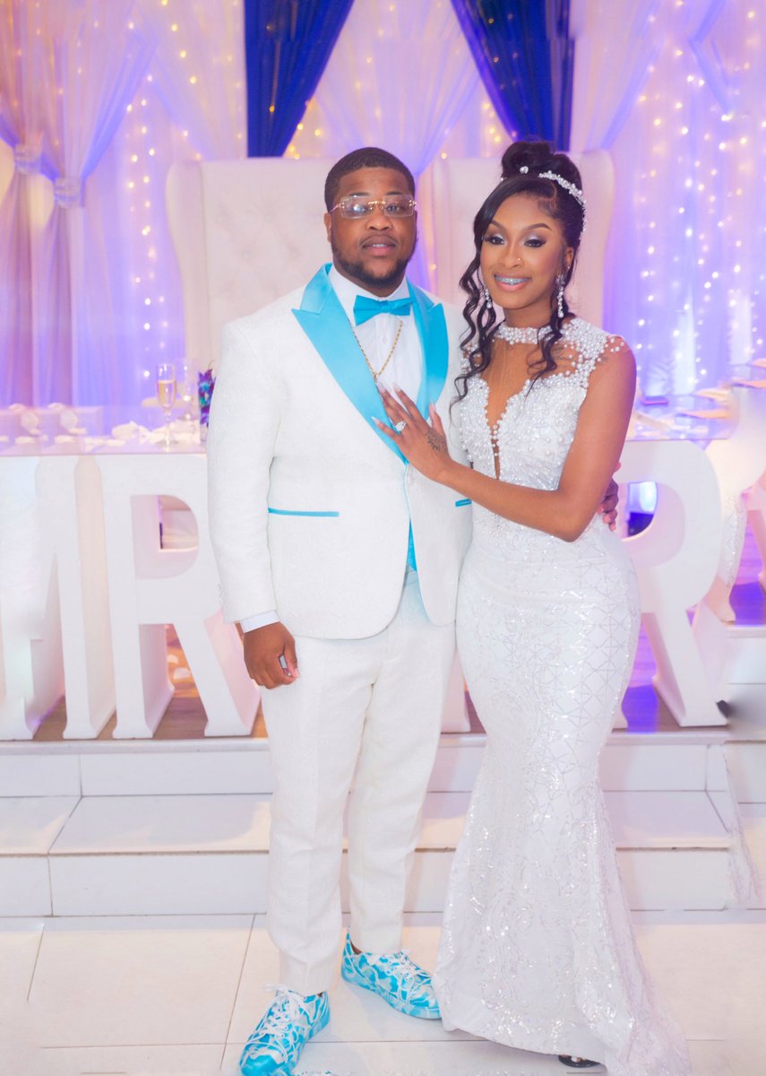 LilBitt___'s tweet photo. I First Want To Start Off By Thanking God For Bringing This Union Together August 25,2022 🤍 We Have Fasted , Prayed &amp; Waited For This 🙏🏽 I Truly Married My Bestfriend 🥲 I Wouldn’t Want It Any Other Way 💯 The Real Definition Of A Leader , Protector &amp; Provider 🙌🏽 #5YEARS 🤞🏽 https://t.co/CBowCkUl7Z