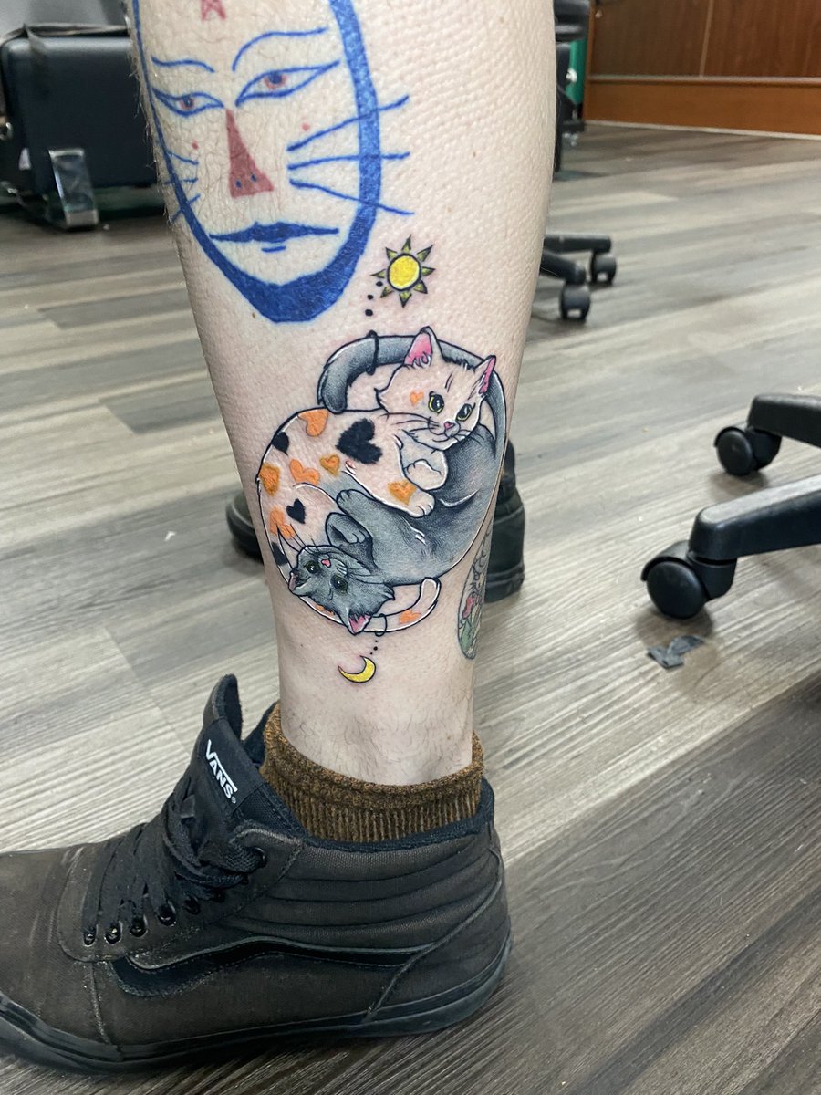vialtattoos's tweet photo. Kitty yin Yang !
Dm me to book #tattooapprentice https://t.co/fOcpDqM6wL