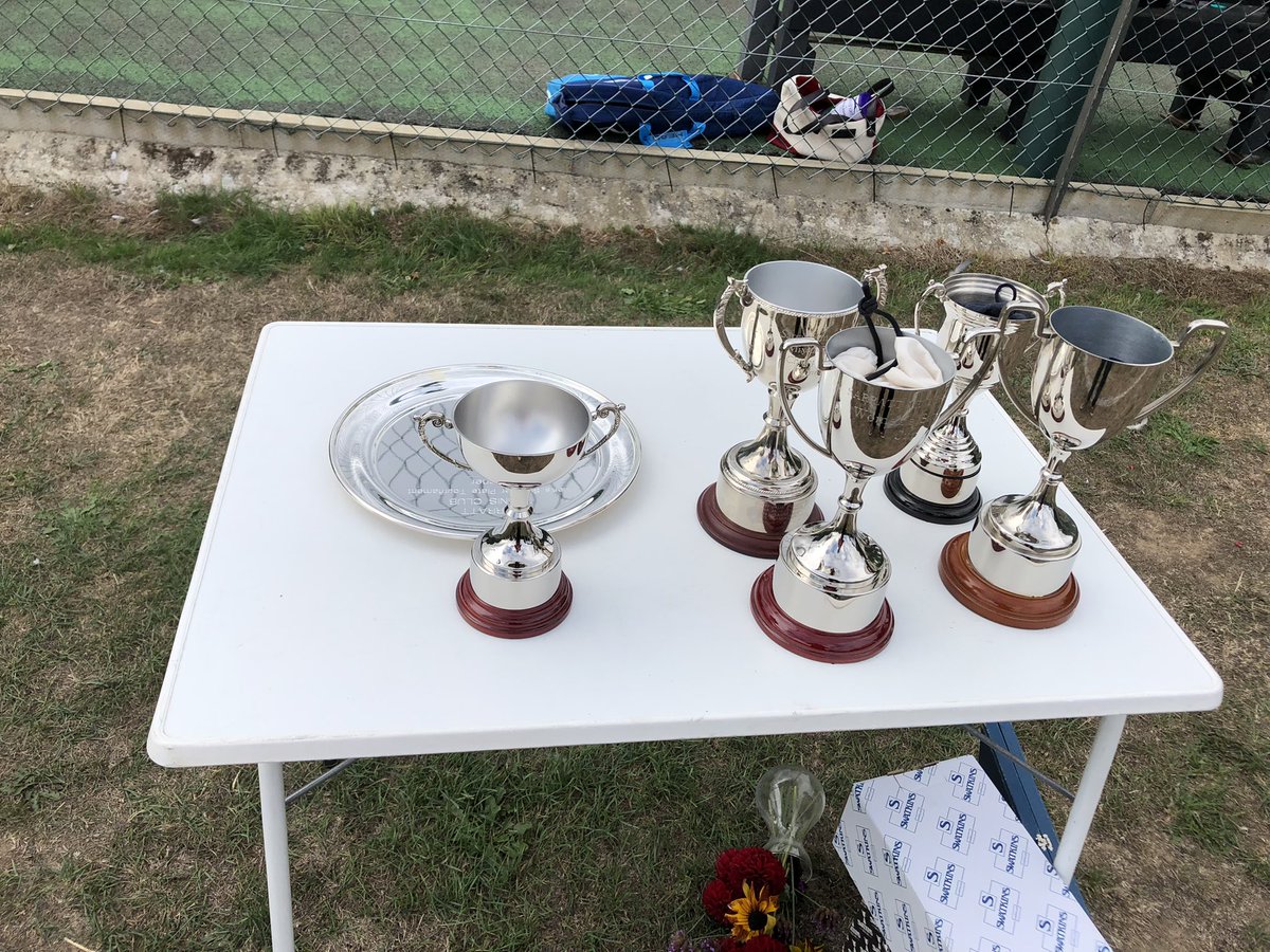 SarrattTC's tweet photo. Absolutely fabulous afternoon of tennis, bbq and wonderful company. The matches were competitive with most going to a tie break.  #tennis #sarratt https://t.co/nyKNZFDVO2