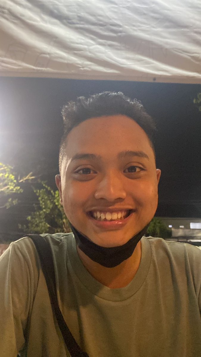 micolacipta's tweet photo. aku di situasi apapun… https://t.co/1JQYg7YtQW