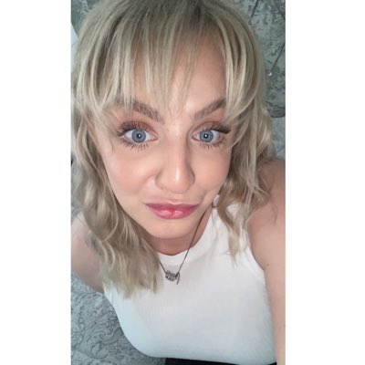 lauraplouman's tweet photo. #NewProfilePic https://t.co/Mw8A457SvI