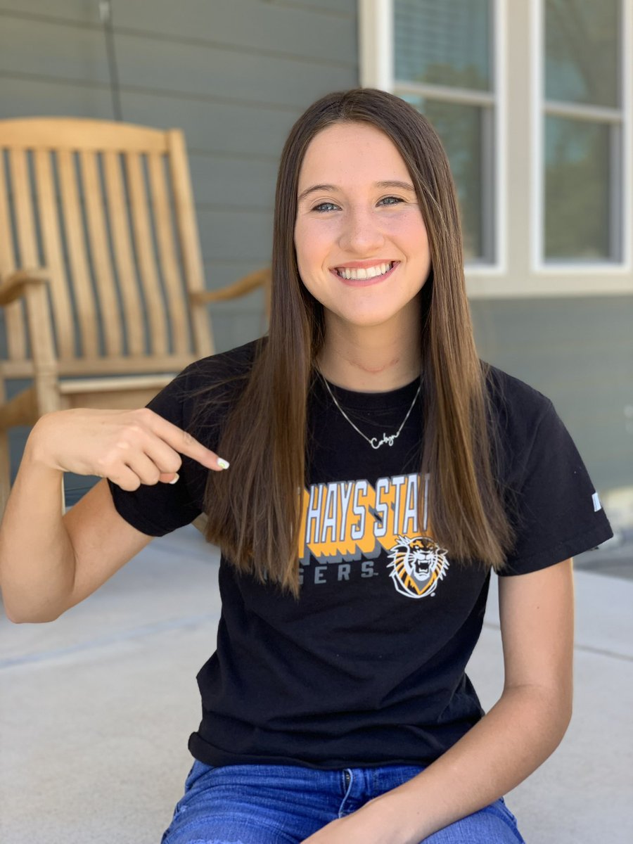 corbyn_marquess's tweet photo. I am so excited to announce that I have verbally committed to play golf at @FHSUwomensgolf next year! #rolltiges #golf #fhsu https://t.co/AZv8oDz0x8