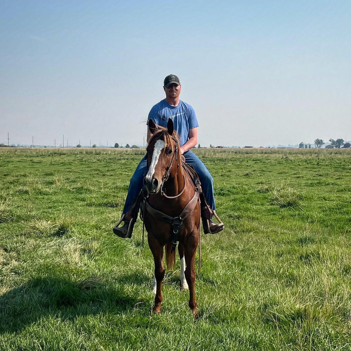 Jeremy_Rich12's tweet photo. We are both happy to be out here on the ranch!🤠🙌🏻
#ranchlife #ridetime #montana #checkingcows #pastureride https://t.co/H6gGVqjCV3