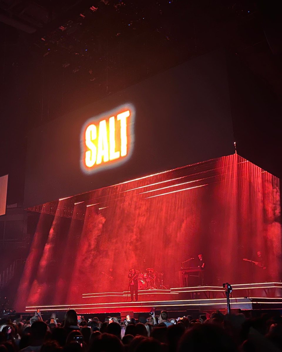 AbdulAlshareef_'s tweet photo. #LewisCapaldi 2.9.22 ❤️🔥 https://t.co/HWeeeMuAtW