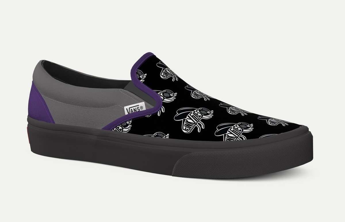 adrenilinjnky's tweet photo. ROYAL RUMBLE in @funky_flies Discord, TONIGHT, at 9PM EST. 6 rounds will be played & the winners of each round will battle it out in the finale for a pair of custom #funkyfly Van's shoes, in your color. #zzz π πͺ° https://t.co/EKdCRjtobT