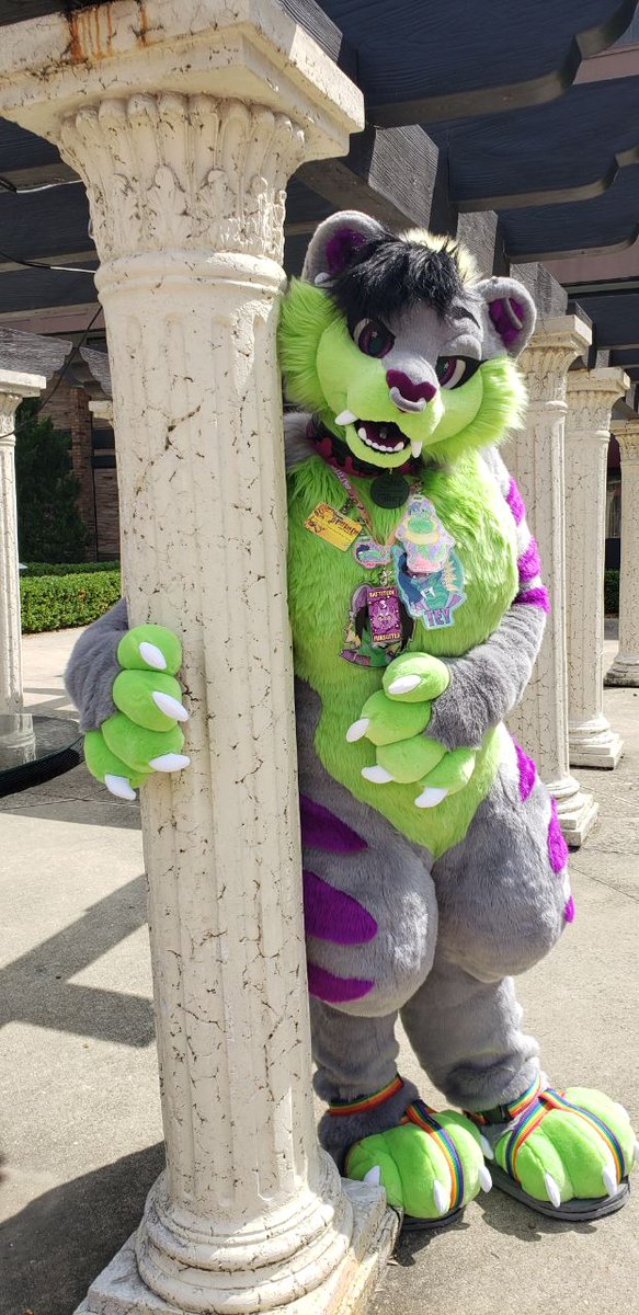 Sabertoof_Tey's tweet photo. Heyo I'm Tey!
✨ I'm 29 and live in Ohio 
✨ Trans, They/Them preferred, she/her works well too, especially in full fursuit
✨ Married to my lovely wifey  @MallieTheSheep on 10/31/18
✨ I collect anything Lilo and Stitch and Fallout branded!
✨ I desperately need hobbies https://t.co/avkiOuFzT1
