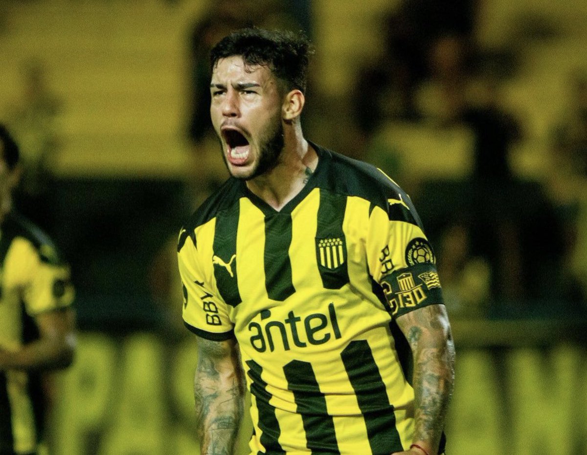 El único que defendió la camiseta como se merecen sus colores. Gracias pibe!!!!