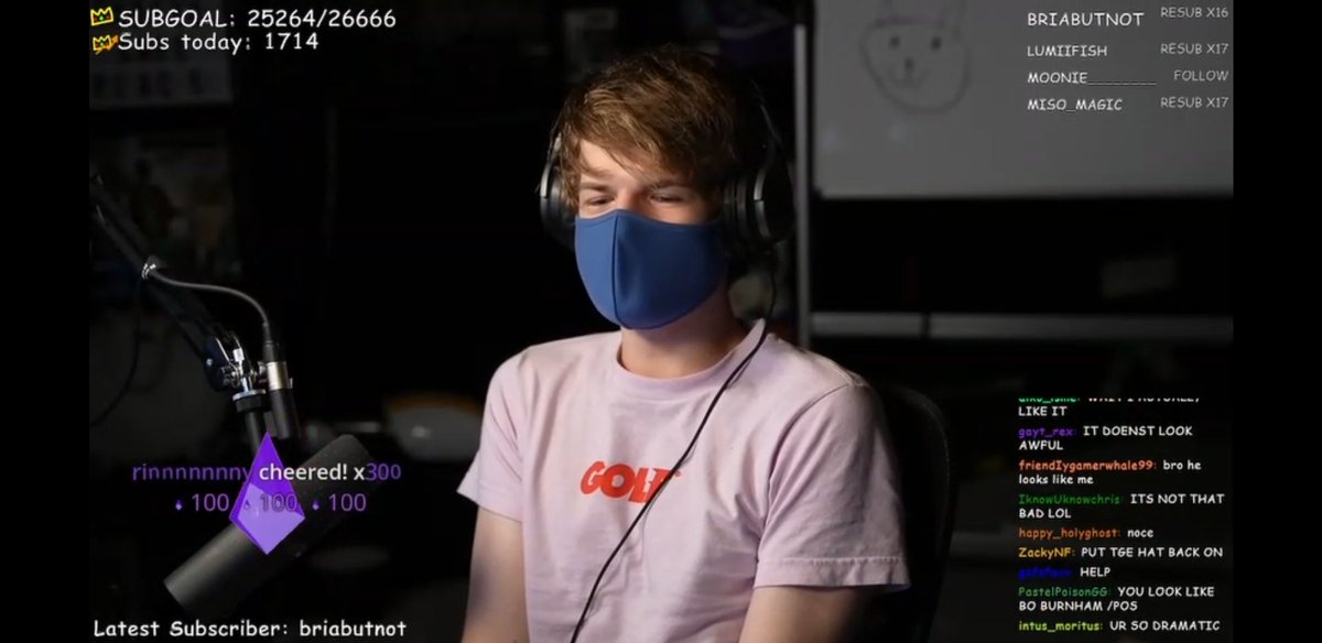 litttlewitch_'s tweet photo. Ranboo is Justin Bieber 😨😨

WELL ACTUALLY YOU SLAYY https://t.co/XESDqNdZ52