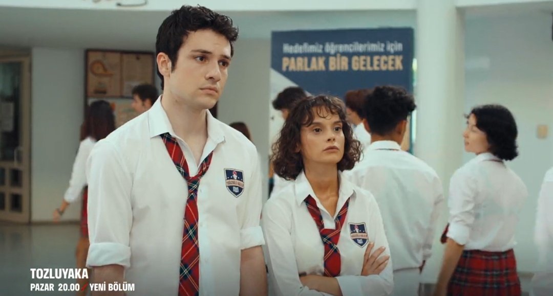 Fragmanda bu 2 saniyelik moment bile tüm her şeyi sollar
çağrı çok masum ve naif durmuş zeynomda çok adı durmuş ofofof çok iyilerr
#zeyçağ 
#Tozluyaka