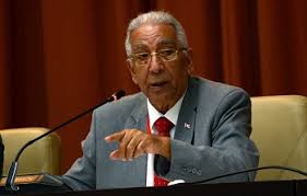 ChagoMjm's tweet photo. Muchas felicidades para el historiador Eduardo Torres Cuevas que hoy está de cumpleaños, Director de la Oficina del Programa Martiano y Presidente de la Sociedad Cultural José Martí.
#SantiagoDeCuba 
#juvenilmartiano https://t.co/YspMwYBed7