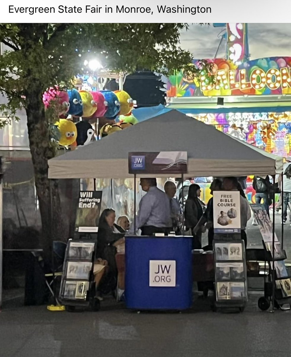 JWCircusShow's tweet photo. Todays pics of Jehovah’s slaves. #ProtectChildrenFromWatchtower
#GetWoke #Pimos #slaves #WatchtowerisaFilmandPublishingCompany #watchtower #ReadResearchOutsideYourCult #JW #cult #exJW #modernslavery #childcrimes #solictors #armageddonpromotors #genocidepromoters https://t.co/MxTtPF5RGT