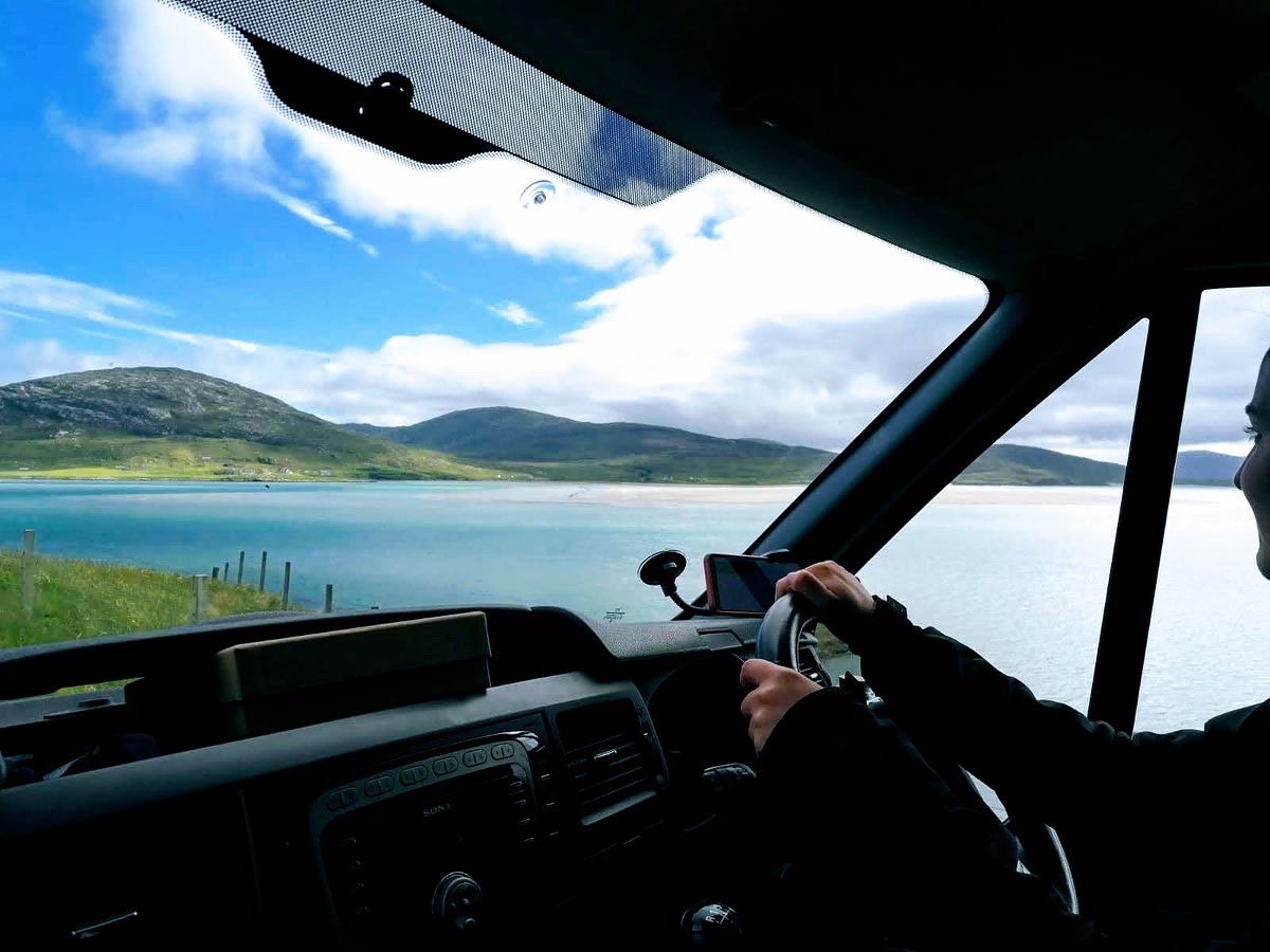 SSEAMS_Magazine's tweet photo. Here’s an insight into the day in the life of a freelance designer and digital nomad, island hopping her way through Scotland.  Click; https://t.co/zphYJuBYCA https://t.co/rlPmEj10Te