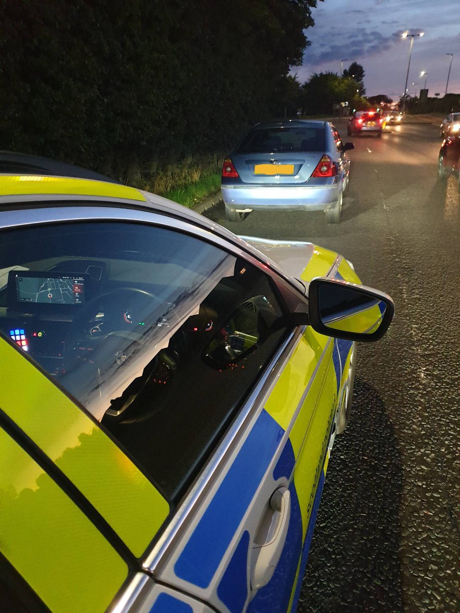 PSOSRoads's tweet photo. #AyrshireRP stopped this vehicle in Stevenston tonight as part of a road check. Driver was found to be disqualified, with no insurance. Vehicle seized and driver arrested - custody for court  @COPFS 

#checkyourdocs #dontriskit https://t.co/AkwmEnjBJ3