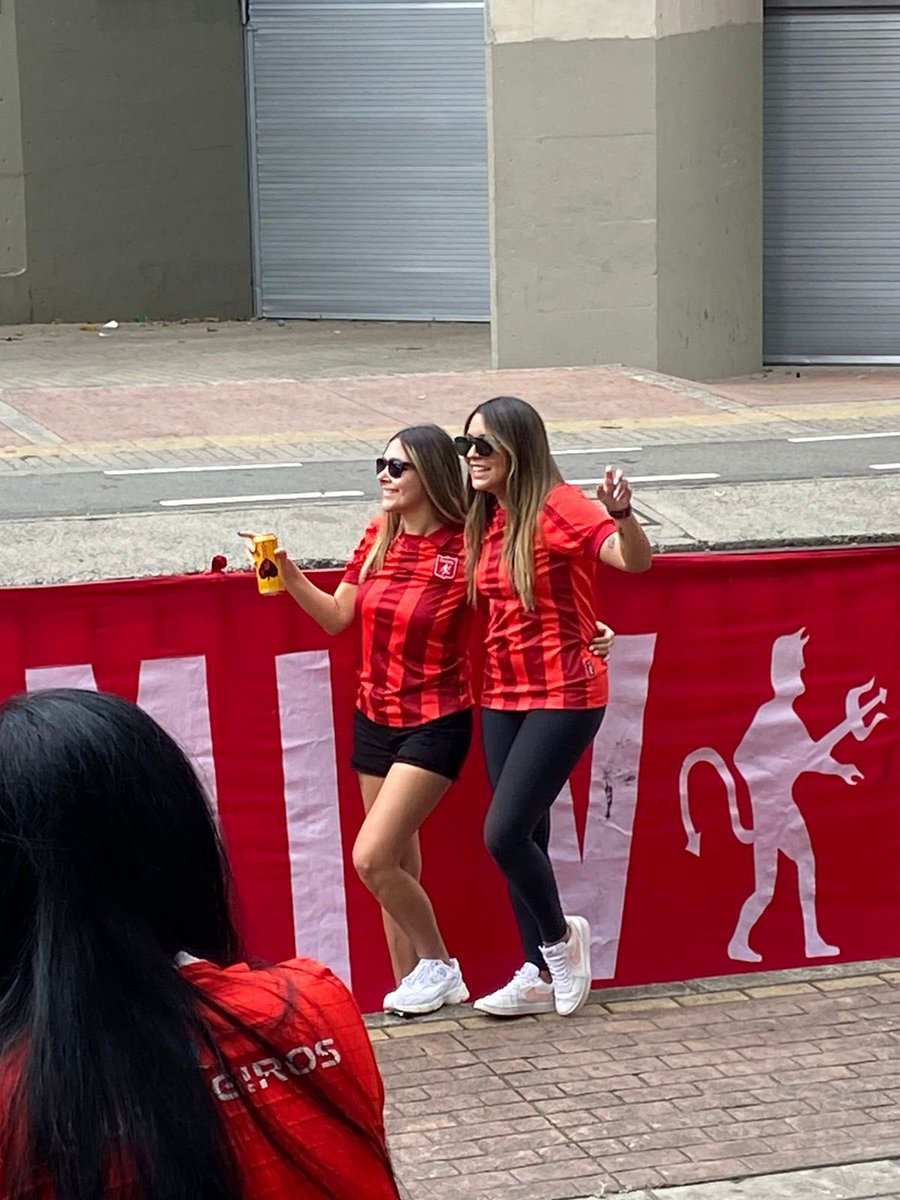 SOS MI VIDA tweet media