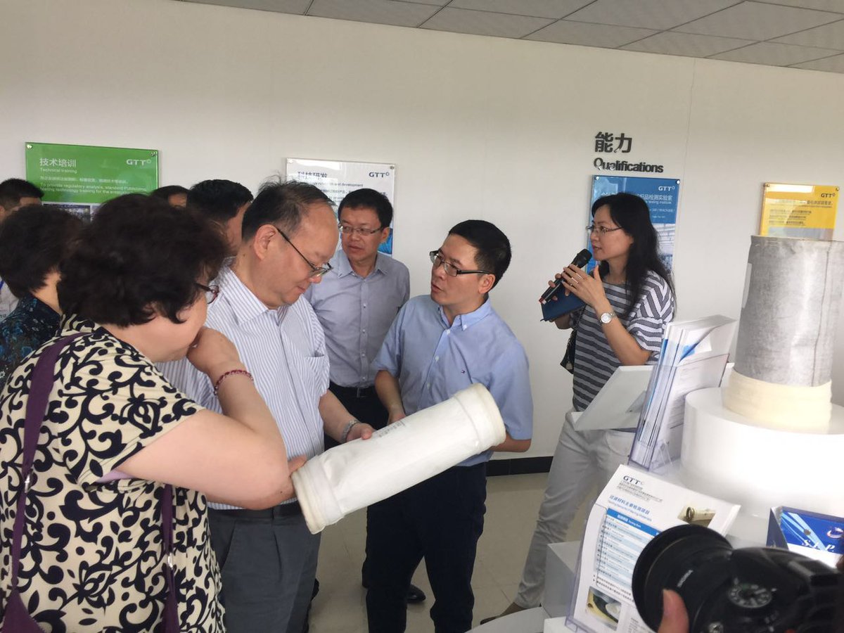BaohongNM's tweet photo. On May 27, 2016, Gao Yong, vice president of China National Textile and Apparel Council, visited “Nanhai Medical and Health Association” with his team. They also participated in the achievement exhibition of the association.
#nonwovengeotextile #filtermedia #waterfiltration https://t.co/OzqgHL4j2Q