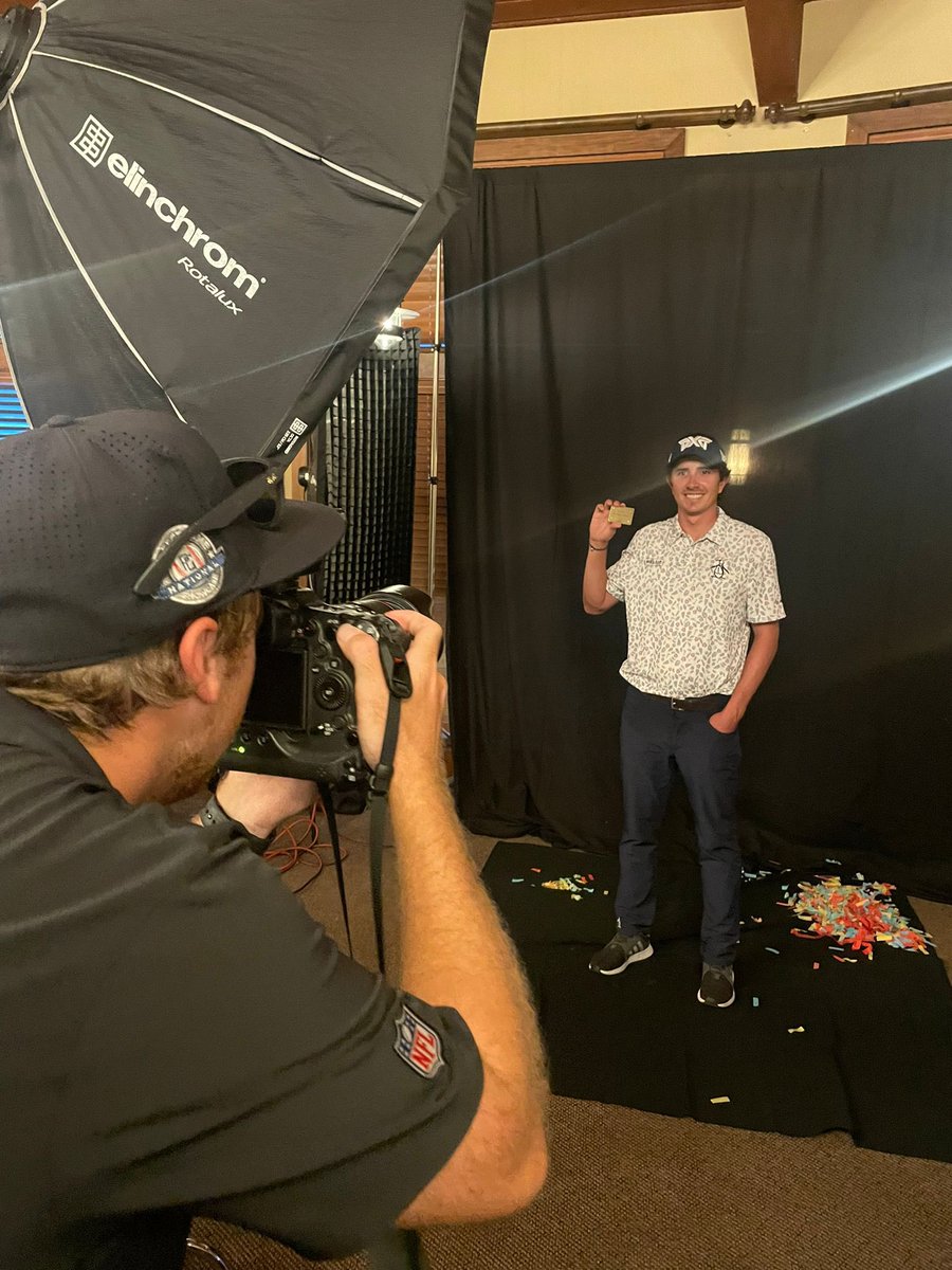 verduzcosteve's tweet photo. @nicolas_ech shoots 66 to earn his PGA tour card! Congratulations to Nico, Claudia and the entire Echavarria family. https://t.co/5Hi1AUVbGu