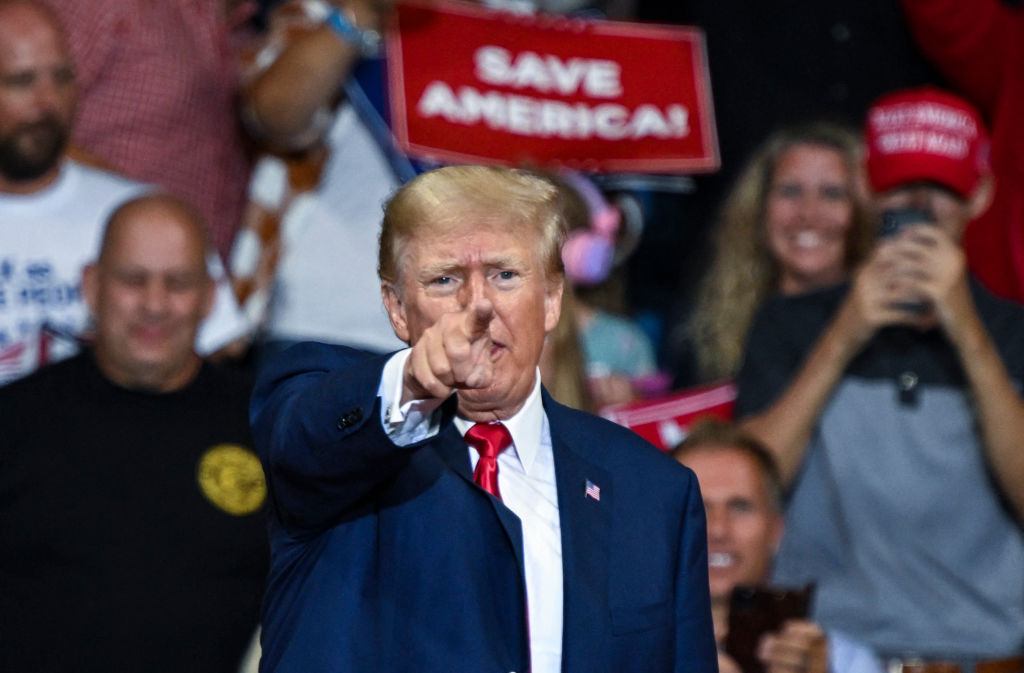 NEWSMAX's tweet photo. After a raucous rally in his return to Pennsylvania, former President Donald Trump praised the revelers for having the "love, energy, enthusiasm, spirit, and patriotism" that the "radical left lunatics lack." https://t.co/jtBpSt0Wqw https://t.co/MJbamspdeb