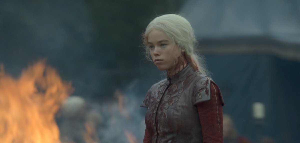 FerPafri's tweet photo. RHAENYRA TARGARYEN IS A BADASS HEIR 

I’m not ready to say goodbye to Milly Alcock 

#HouseOfTheDragon https://t.co/sDFM0b3HX0