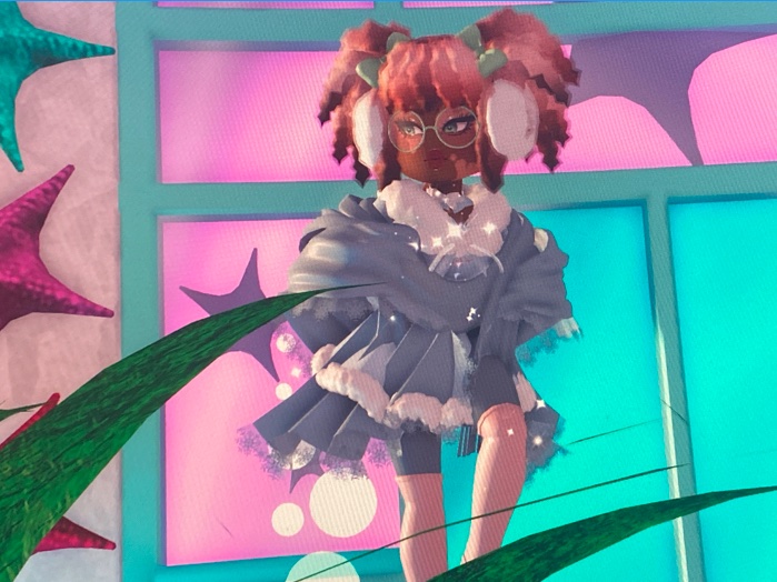 empressdesignss's tweet photo. new outfit designed and ready, modeled by Nora and Chiyoko!

A gorgeous winter outfit, covered in fluffy fur. 
Need: 
Sleigh it skirt
Popstar heels
Winter guardian corset
December dream bodice (optional )
Popstar bodice (optional)
Sleigh it bodice 
Cb sleeves
Fuzzy earmuffs
— https://t.co/fz91lCFVAl