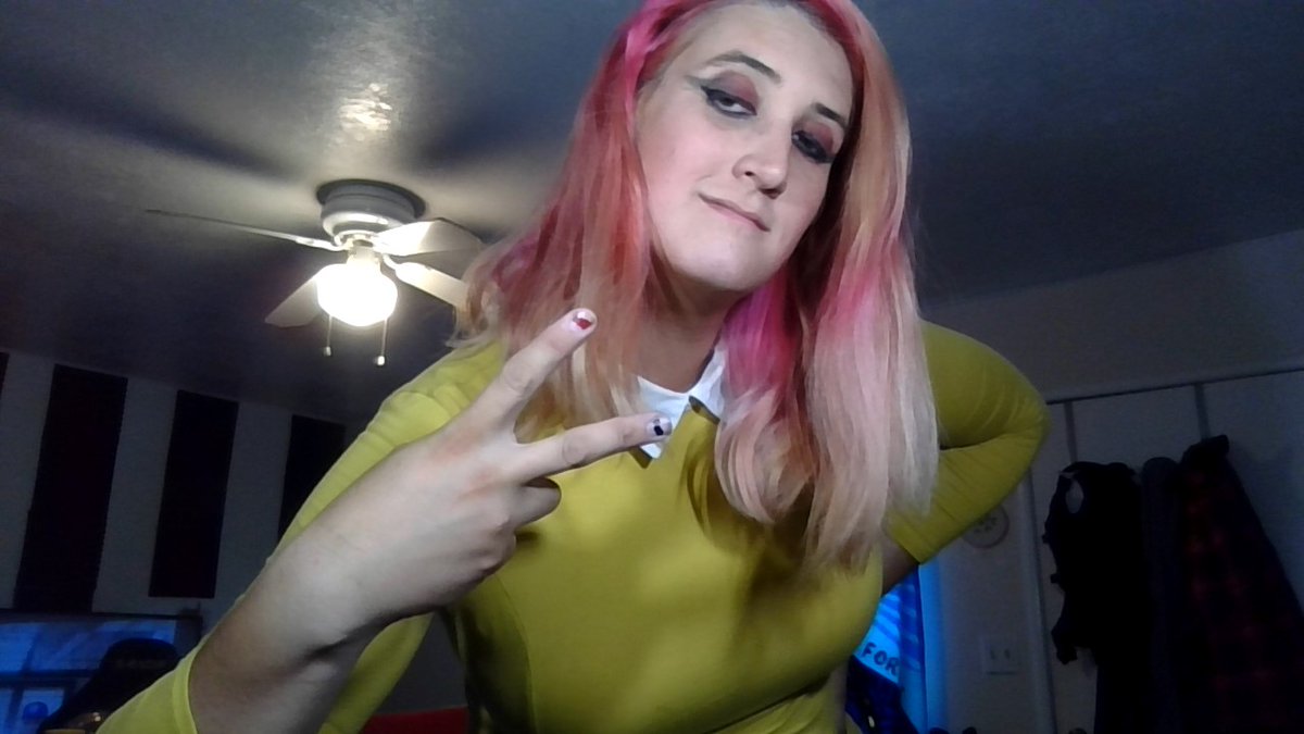 Kosmic_Kitsune's tweet photo. Felt like a tall glass of lemonade! You cant tell me the pink hair and yellow dress arent reminiscent of pink lemonade haha! #trans #transgirl #transwoman #transgender #transpride #girlslikeus #transgirlsoftwitter #transmodel #transfemme #mtf #mtftransgender https://t.co/10R3xMb994