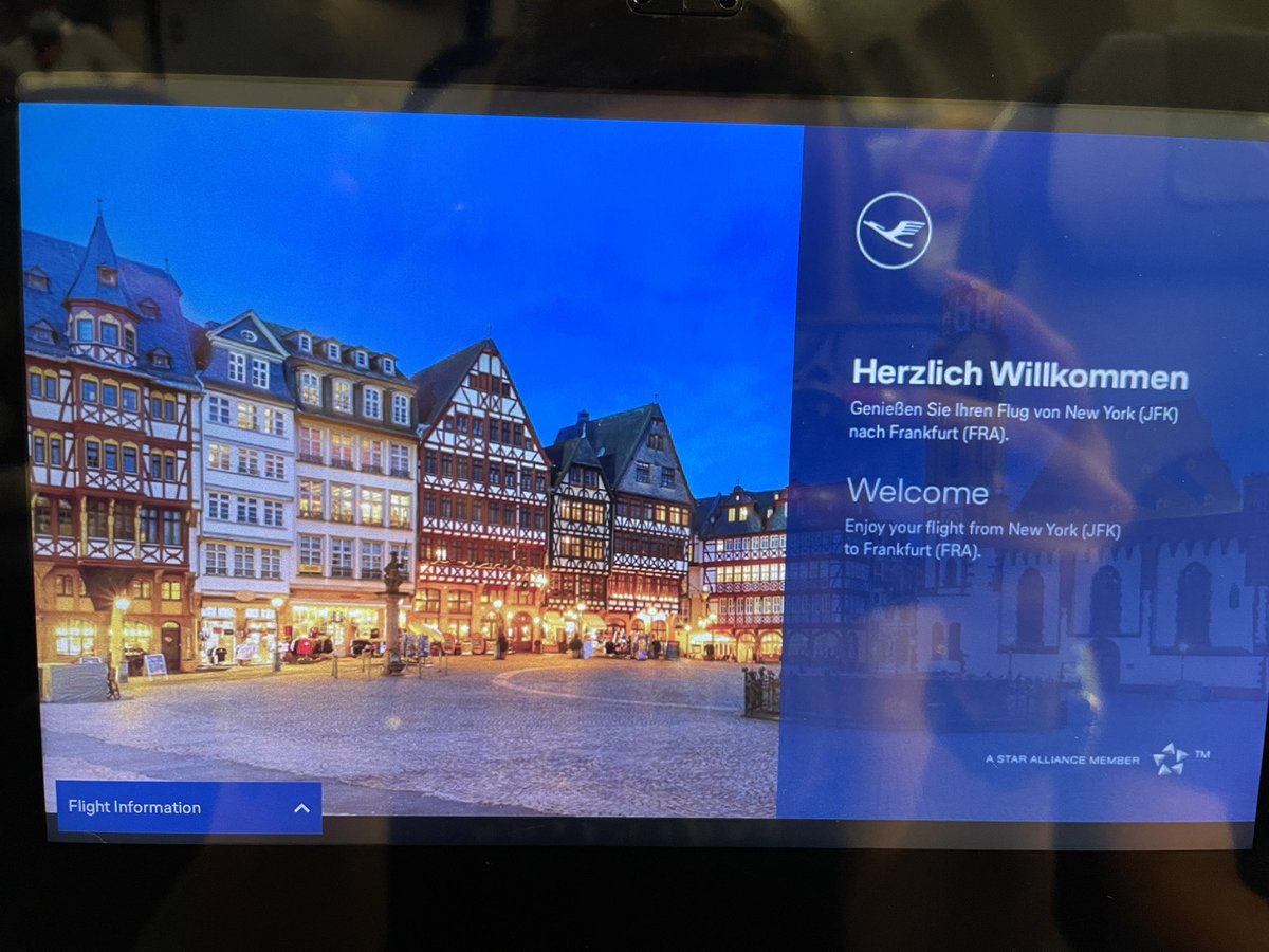 EthatPakichick's tweet photo. #Frankfurt here I come!!!!! #Germany #vacationmode #Eout https://t.co/tQ9uSYmPrv