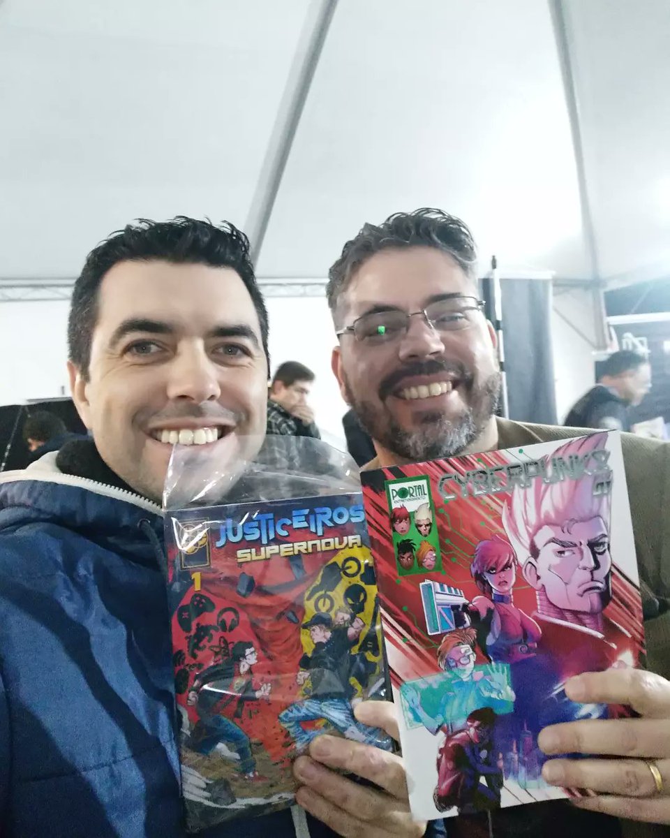 portalhqs's tweet photo. 🛒As #vendas continuam para todos os gostos🛍️
#Entretenimento #PortalEntretenimento #evento #comicconrs #quadrinhos #hq #hqs #Cyberpunks #OGato #SelenaeCorujaNegra https://t.co/hLBCaBiqZc