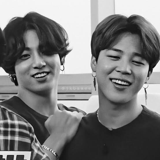 minniefairie's tweet photo. ~𝒕𝒉𝒊𝒏𝒈𝒔 𝒕𝒐 𝒕𝒆𝒍𝒍 𝒚𝒐𝒖~

↪ #jikookau where JM spams texts… https://t.co/6CLn6sPfLs