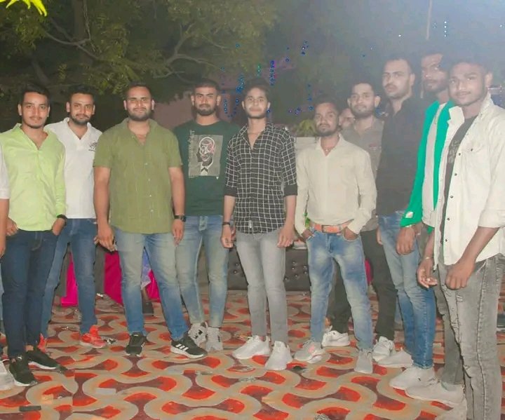 Ajeet_Baitalpur's tweet photo. @Ajeet_Baitalpur #up52 #foryou #indianphotography #utarpradesh🕌🕌 https://t.co/sLj5YQf4u9