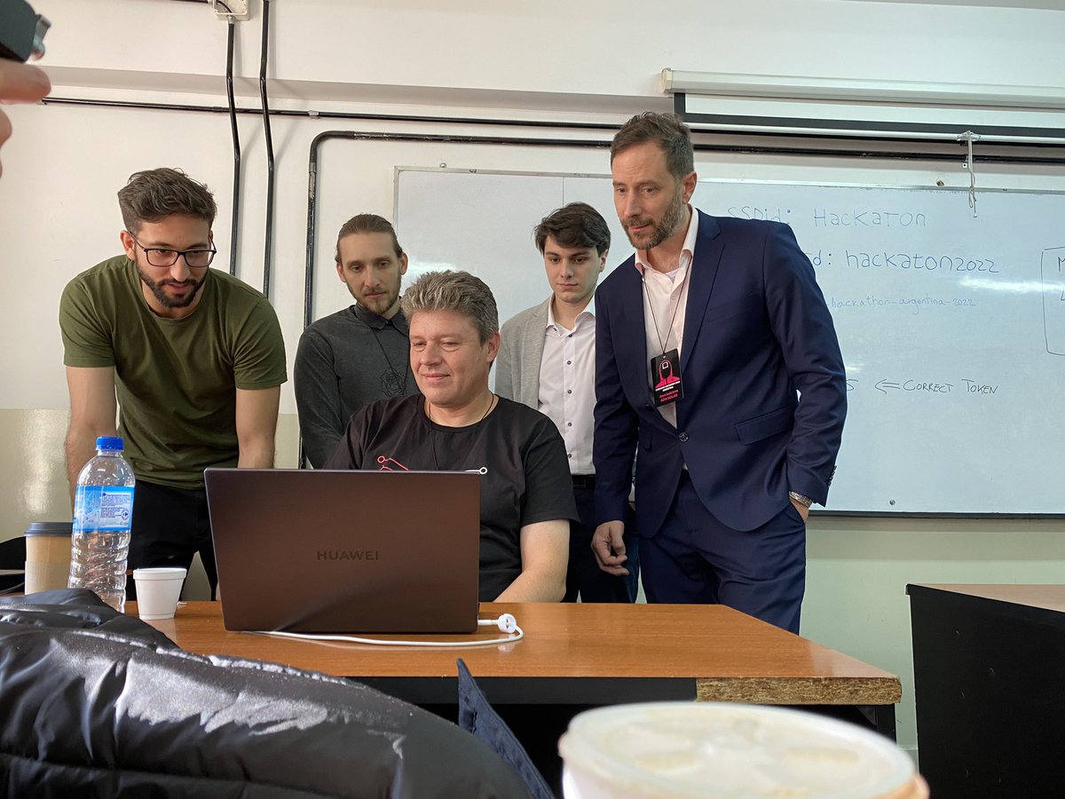 MauroAndreoliA's tweet image. The exact moment when the game started #CardanoHackathon 👨🏽‍💻👩🏻‍💻

@IOHKMedia @joseiadicicco @frbautn  @LarsBrunjes @CardanoSolar @LatamCardano @EuCardano