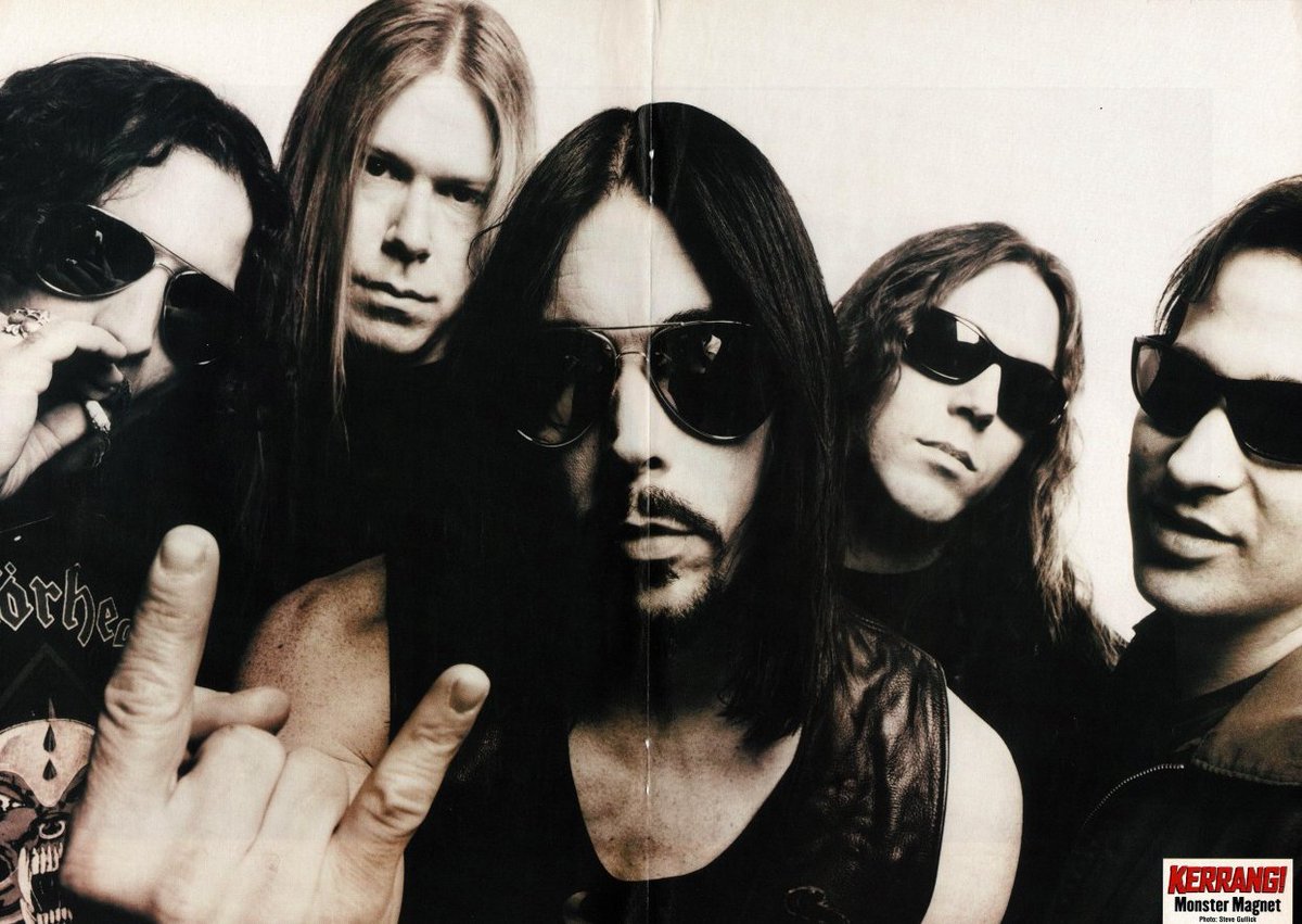 mymetalmags's tweet photo. And now, back to our regularly scheduled program. Monster Magnet. Kerrang magazine, February 1999. #kerrang #davewyndorf #edmundell #philipcaivano #joecalandra #jonkleiman #monstermagnet #powertrip https://t.co/R9L2b18AYP