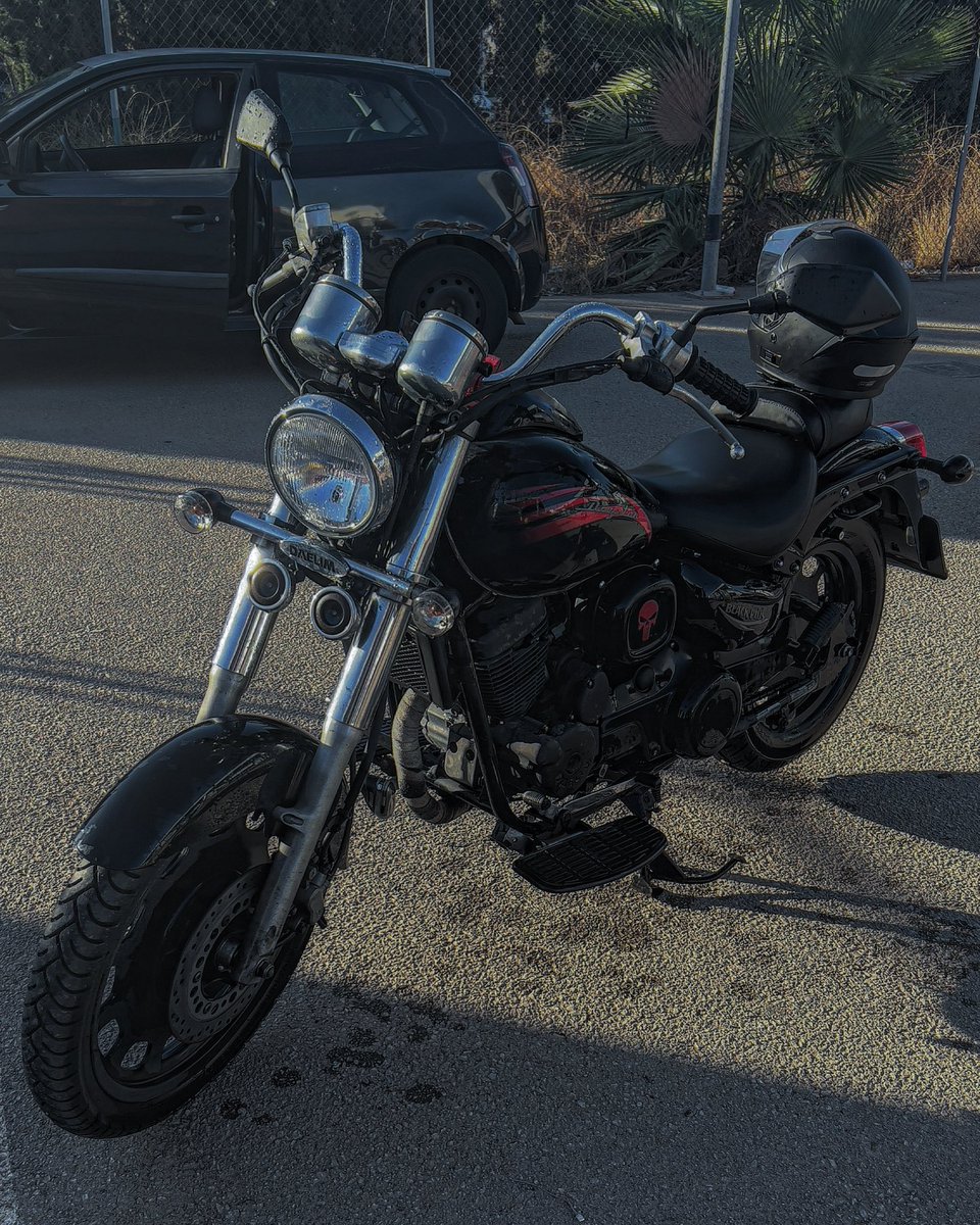 cruluke_pe's tweet photo. My little baby 🏍 🔴🟠🟢
#moto #motorcycle #motorbike #yamaha #bike #spain #kawasaki #biker #instamoto #bikelife #motogp #daelimdaystar #bucati #rider #travel #ride #motos #madrid #photography #motorcycles #españa #motor #bikersofinstagram #daelim https://t.co/bVLC8juptb
