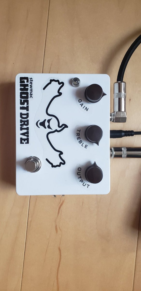 Had a ton of fun soldering the board and assembling this pedal, and it work great with my bass!