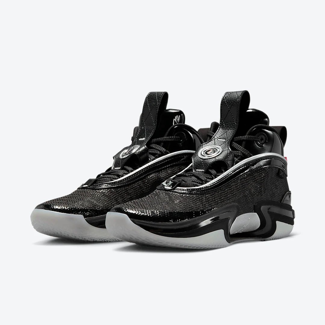 Nice Kicks tweet media