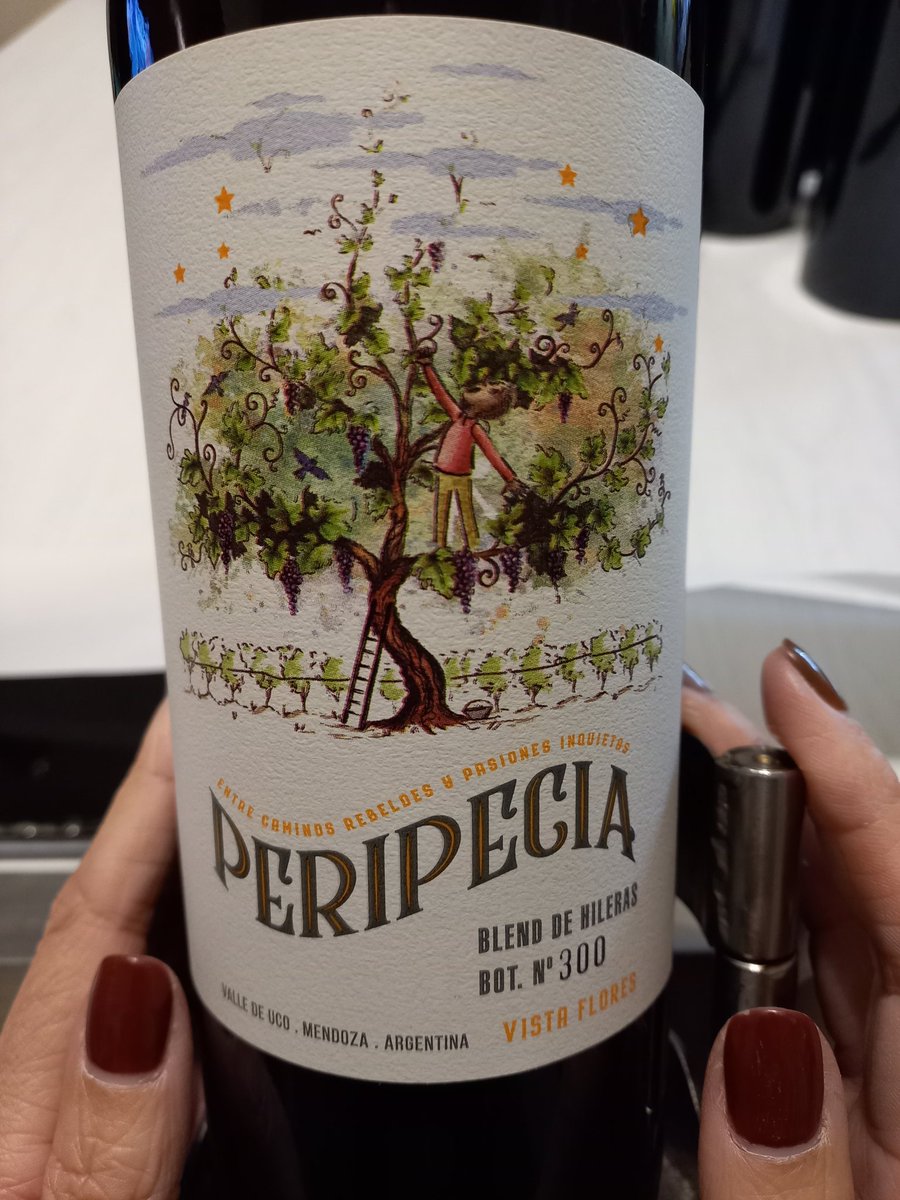 fincalacoti's tweet photo. #Peripecia Etiquetado manual, partida super limitada. 🍇🍷#FincaLaCoti https://t.co/eCOlENM3Sg