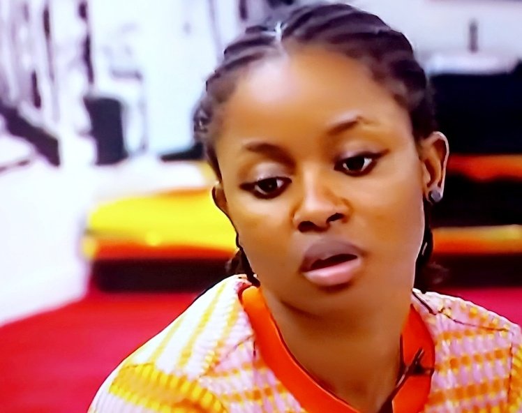 Mbalien82871974's tweet photo. #BBNaija Bella is such a cutie 😍🥺 #BBNaijaS7 #Bbnaija7 #BellaOkagbue𓃵 https://t.co/xz6fwHIF96