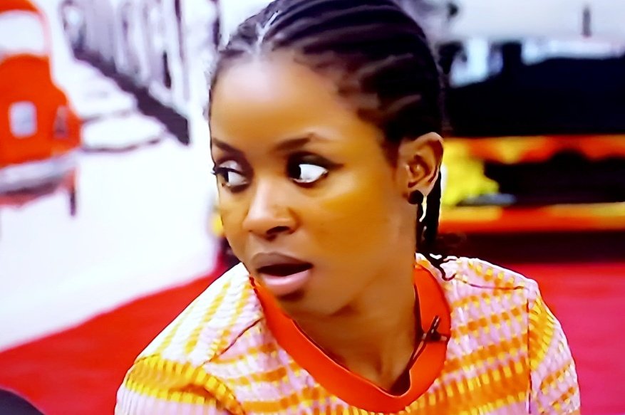 Mbalien82871974's tweet photo. #BBNaija Bella is such a cutie 😍🥺 #BBNaijaS7 #Bbnaija7 #BellaOkagbue𓃵 https://t.co/xz6fwHIF96