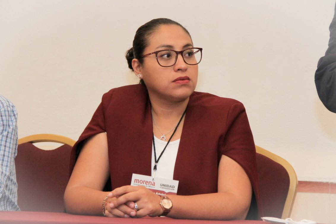 Si nuestra intención es democratizar al país debemos comenzar por hacerlo internamente, el día de hoy en el congreso estatal de #morena, nuevamente se dió muestra de ello. 

Quiero felicitar muy sincera y afectuosamente a mis compañer@s.. (1/2)