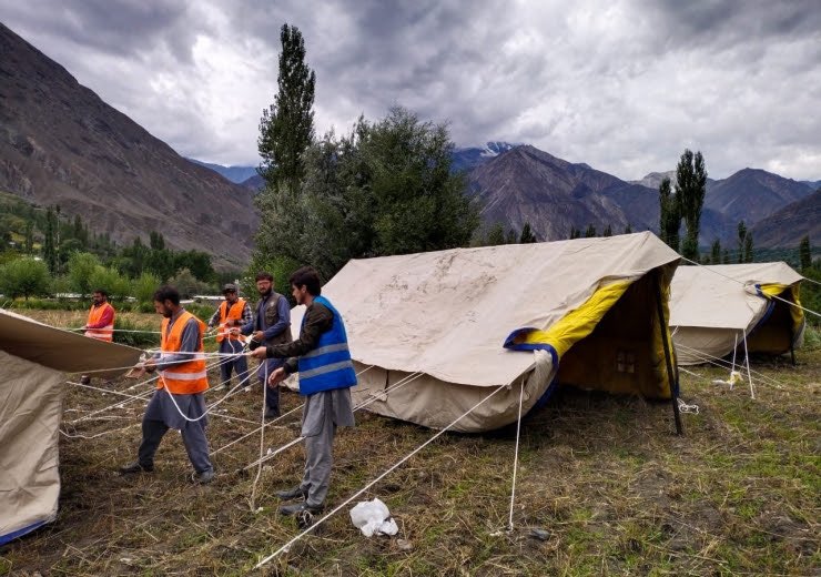 The #Ismaili #Imamat has announced it will be donating US $10 million to support relief efforts following the severe #flooding in #Pakistan. Read more at the.ismaili/global/news/in… <a href="/akdn/">Aga Khan Development Network</a>