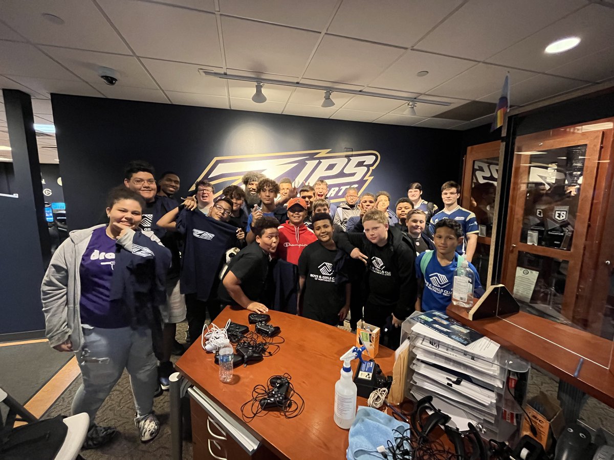 Congrats to Julian, Jaylin, Wilson, and Floyd for taking home the win and being the best squad from the <a href="/bgcneo/">Boys & Girls Clubs of Northeast Ohio</a> of Lorain! Thank you to <a href="/Kareemhunt7/">Kareemhunt3⃣</a> for letting us host this event!