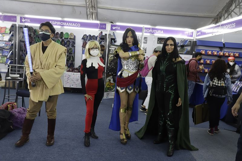 UAEH_OFICIAL's tweet photo. Cosplay y doblaje en plataformas digitales presentes en la FUL 2022
#FUL35
https://t.co/5VAll6mqpn https://t.co/zmA4hckL5M