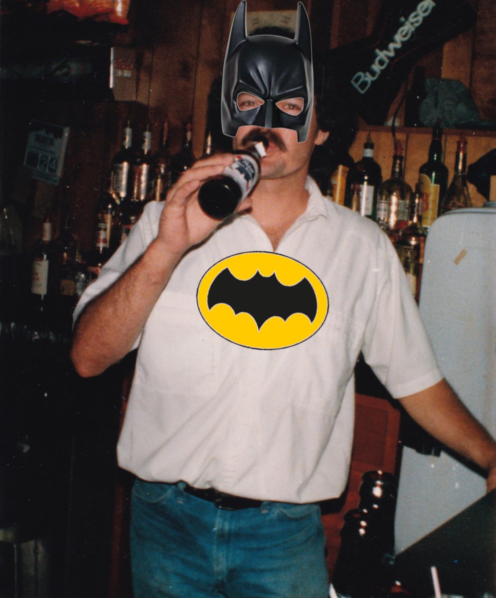 pomproomdoc's tweet photo. NANA NANA NANA NANA BAT-JONNNNNNN!
The #PompRoom doc is coming to @Siouxpercon in Sioux Falls! Screening and Q&A happen at 8:30 p.m. on Friday, Sept. 30 and are free with paid admission to #Siouxpercon. Check out the link below for full details!
Info: https://t.co/zJdVB7C7xQ https://t.co/G88r4OdsYN
